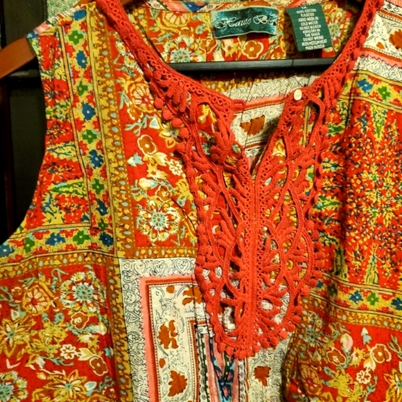 Bohemian Sleeveless Tunic - Picture 6 of 6